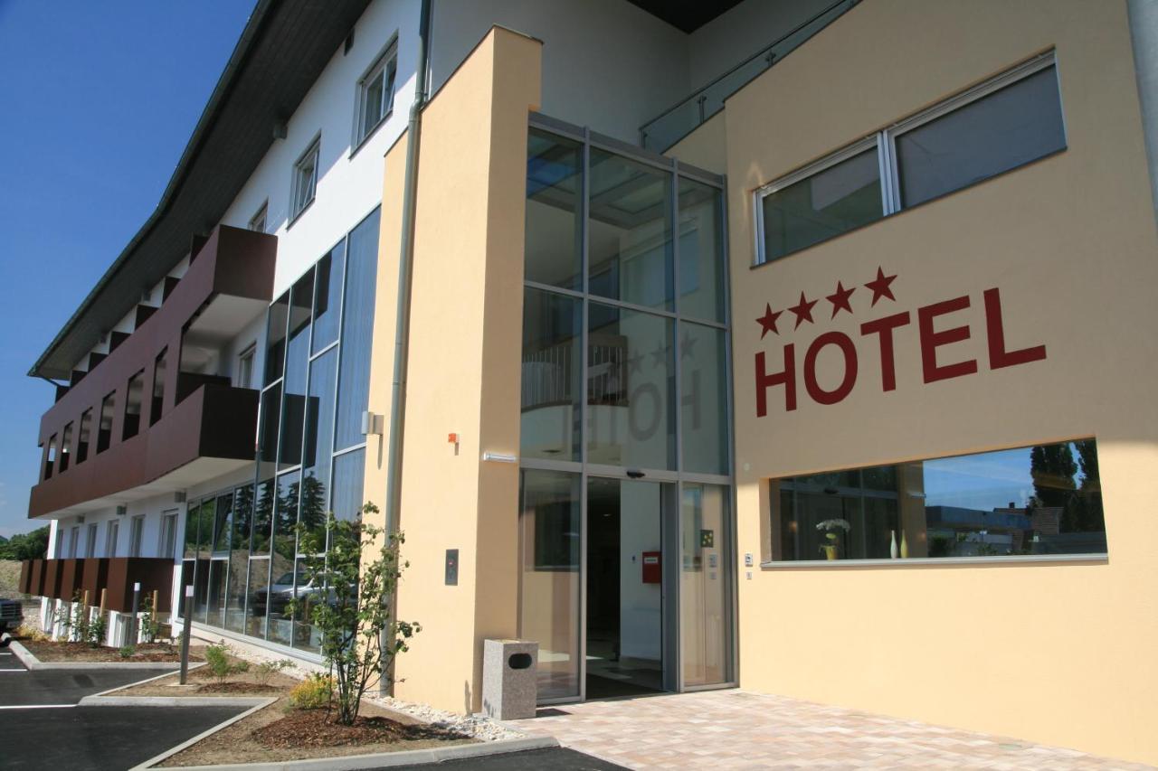 Hotel Roemerhof Tulln An Der Donau ภายนอก รูปภาพ