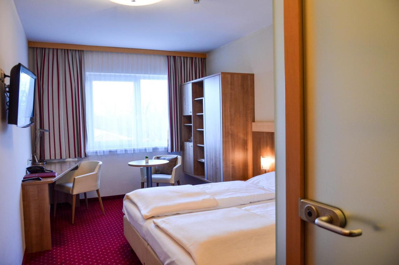 Hotel Roemerhof Tulln An Der Donau ภายนอก รูปภาพ