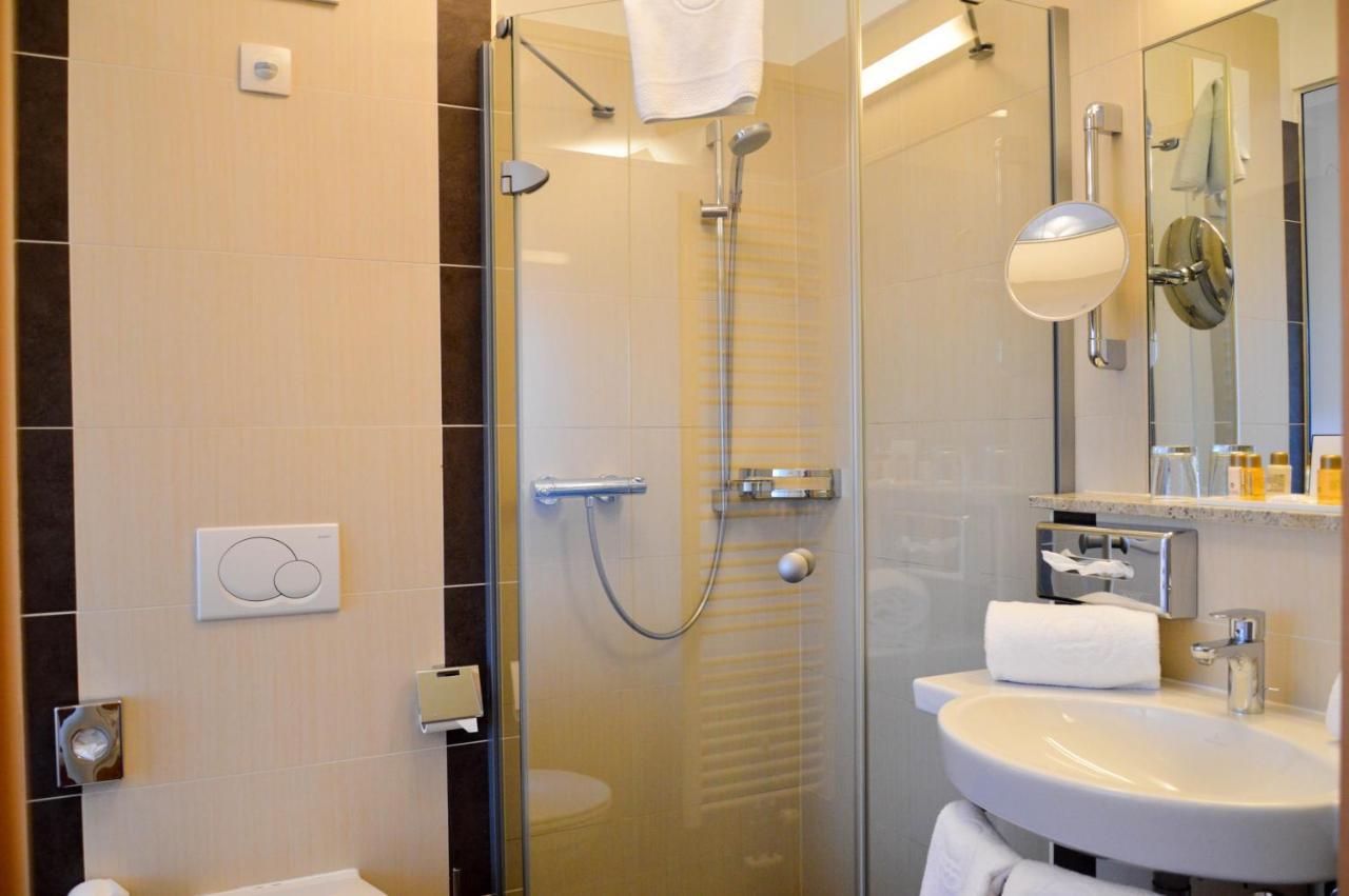Hotel Roemerhof Tulln An Der Donau ภายนอก รูปภาพ
