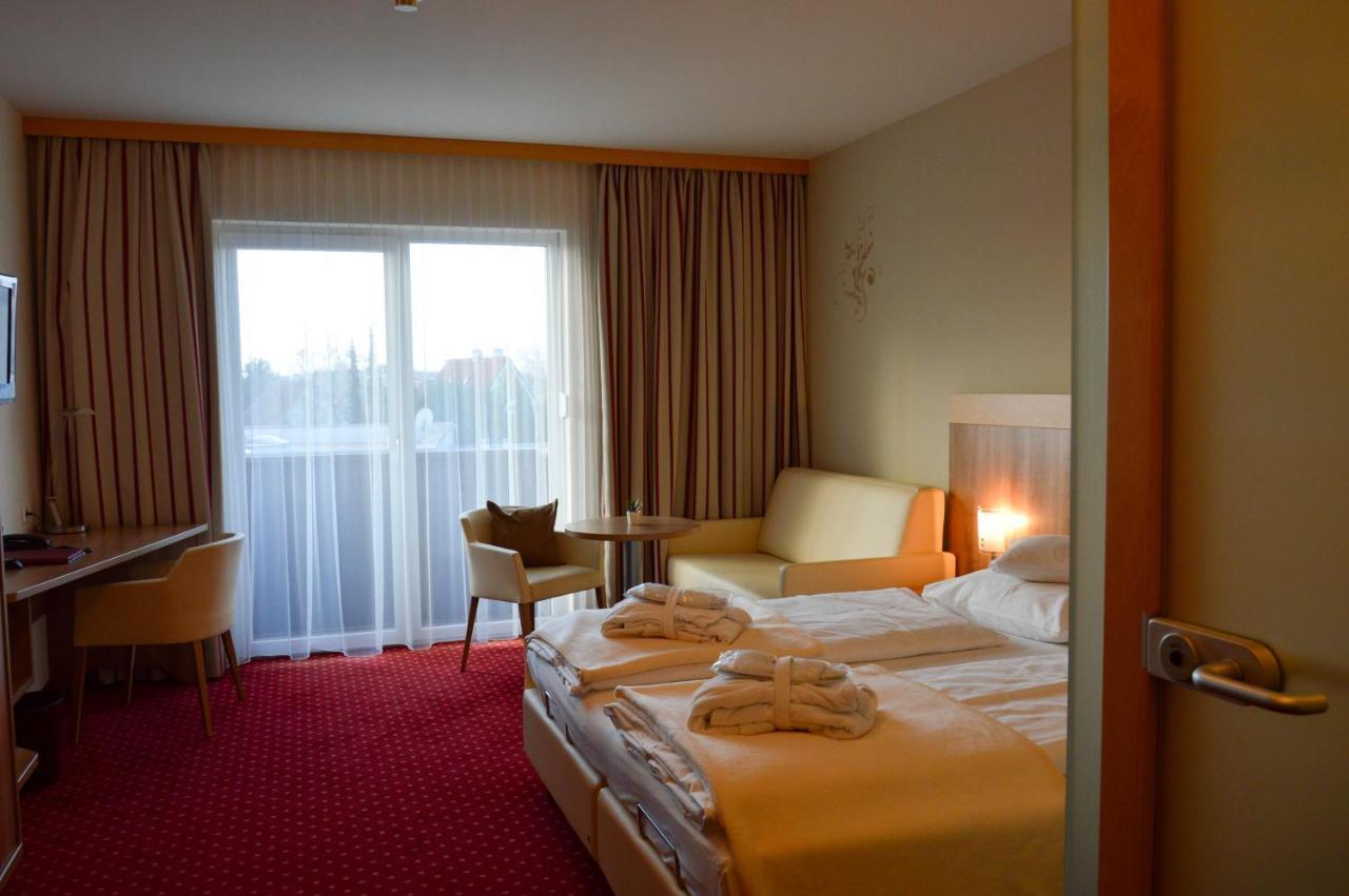 Hotel Roemerhof Tulln An Der Donau ภายนอก รูปภาพ