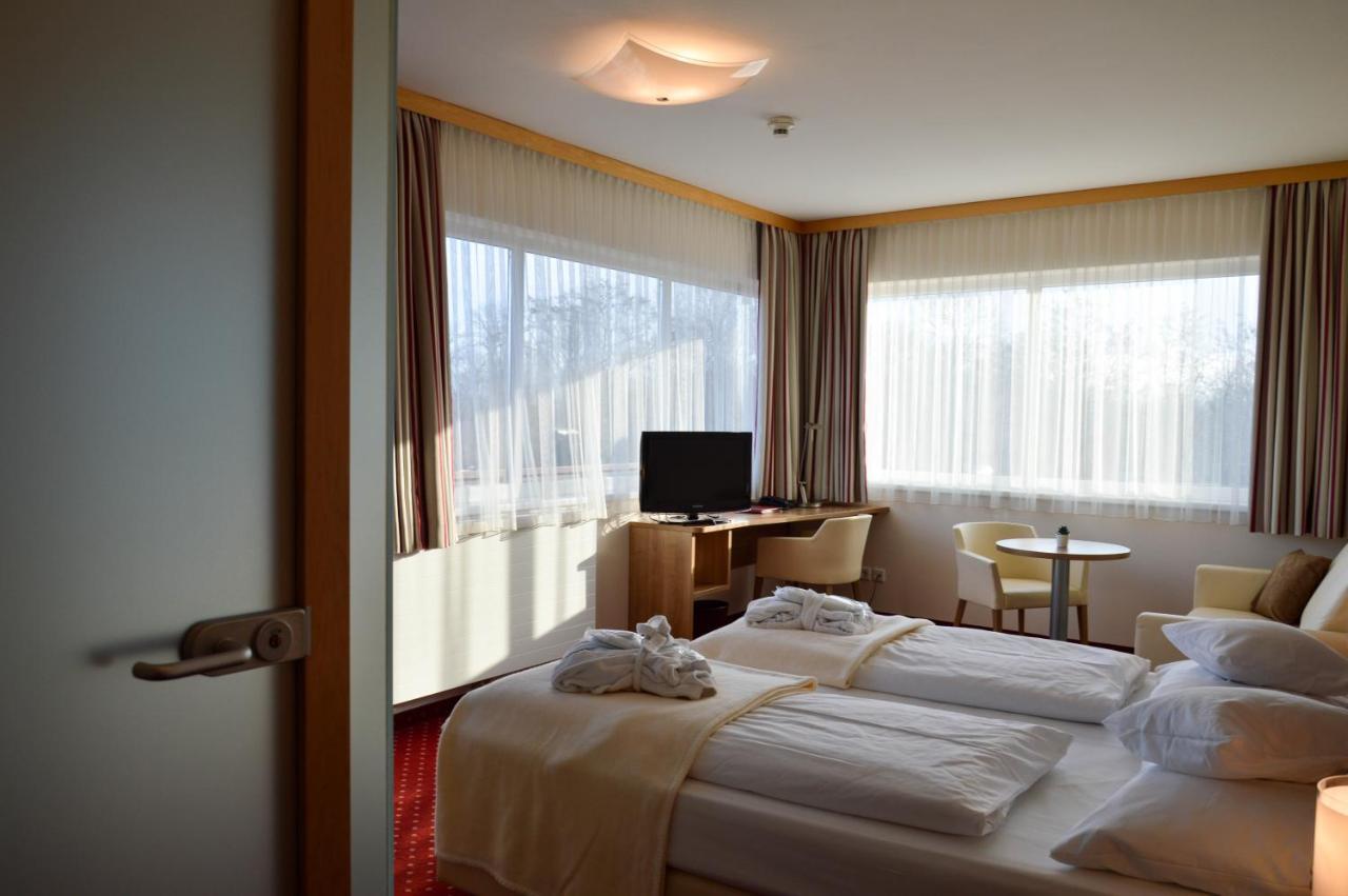 Hotel Roemerhof Tulln An Der Donau ภายนอก รูปภาพ